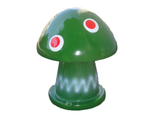 翠绿色蘑菇草地音箱